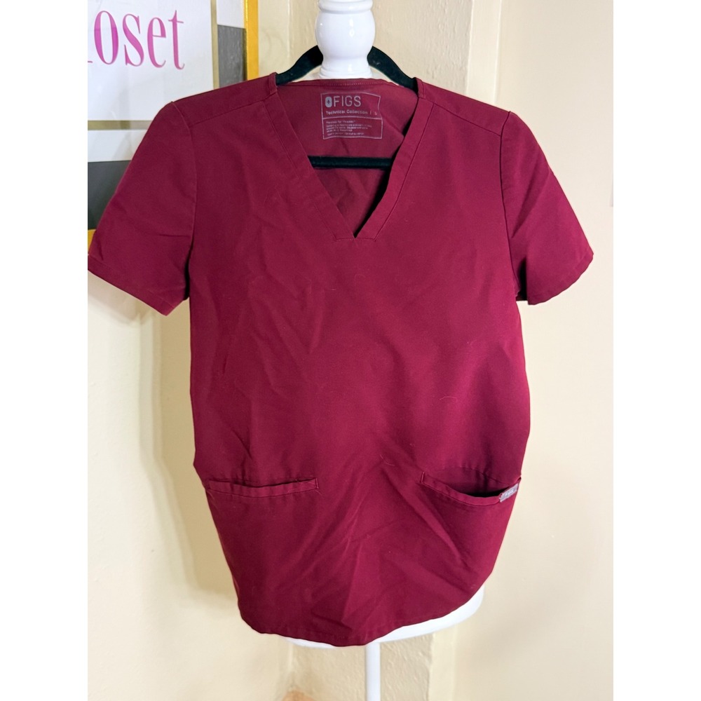 FIGS Technical Collection Scrub Top Burgundy Maroon V-Neck Short Sleeve Small